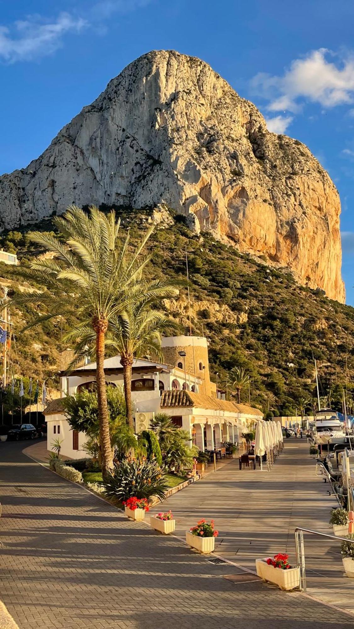 Best Location Apartamento En La Mejor Ubicacion De Calp Con Parking Экстерьер фото
